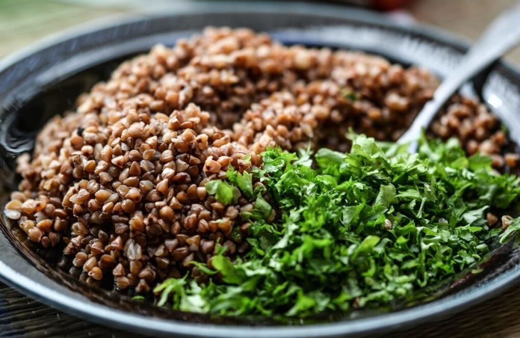 Sarracene wheat with herbs